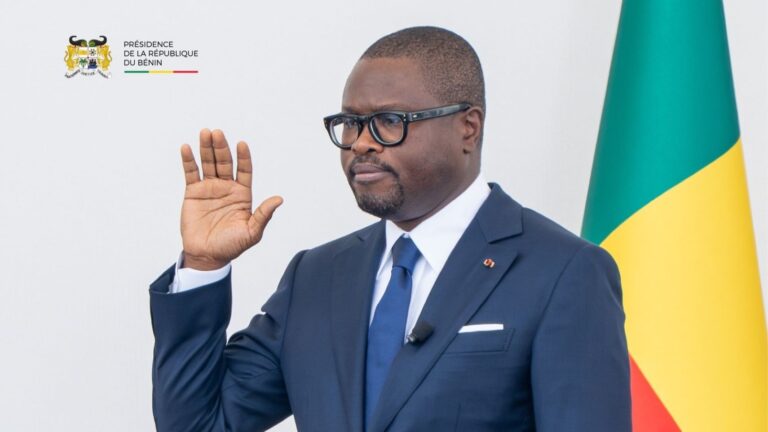 Connu pour sa rigueur et sa gestion méthodique des finances publiques lors de ses précédentes fonctions ministérielles, Romuald Wadagni aborde la magistrature suprême avec une posture de serviteur de l'État.