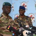 Le Chef d’Escadron Djibrilla Maïga a qualifié les attaques du 25 avril 2026 de « tentative vaine et désespérée de déstabilisation de l’État ». Selon lui, les groupes terroristes auraient bénéficié de soutiens internes et externes dans l’exécution de leur plan. « Ce funeste projet, savamment orchestré, avait pour but d’attenter à la vie de nos autorités », a-t-il déclaré.