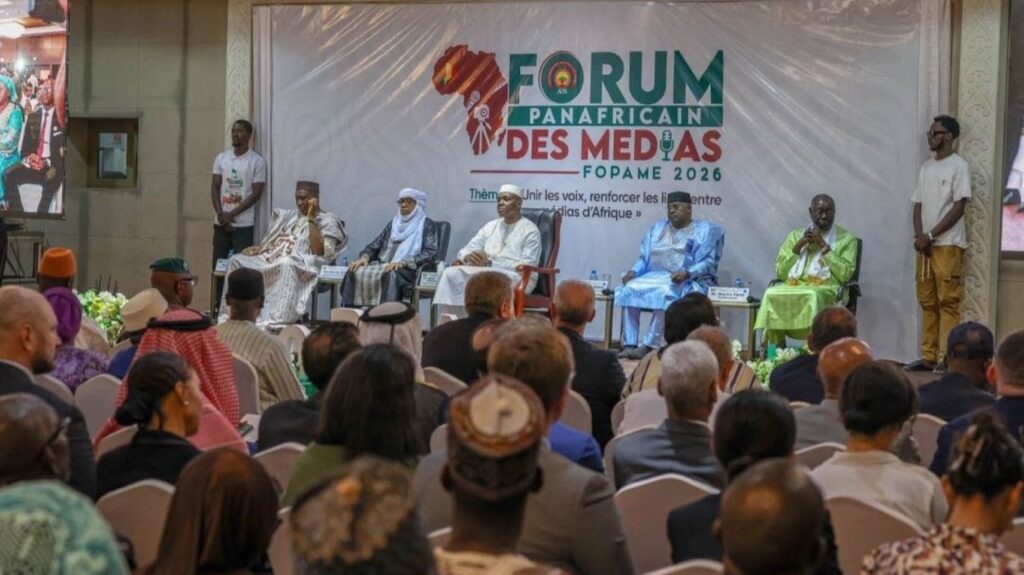 Le FOPAME 2026 a enregistré une participation remarquable de professionnels des médias venus de plusieurs pays du continent et d’ailleurs. Les délégations du Maroc, invité d’honneur, du Burkina Faso, du Niger, du Sénégal, du Bénin, de la Côte d’Ivoire, de la République démocratique du Congo, du Cameroun, du Tchad, de la Palestine, d’Haïti et du Togo ont notamment pris part aux travaux.