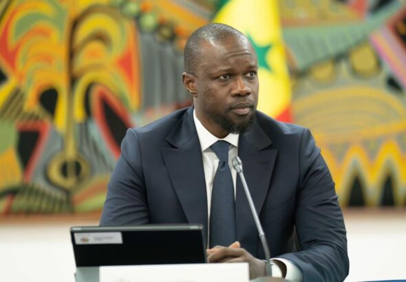 Relancé sur la multiplication des arrestations ces derniers temps, Ousmane Sonko a tenu à recadrer le débat, pointant du doigt une omission volontaire, selon lui, de la part des observateurs étrangers : la question de la santé publique. « Il y a eu des arrestations dans le passé, rappelez-vous (...) Et c'est parti de deux choses. Le phénomène, la pratique de l'homosexualité associée à la transmission volontaire du VIH. La presse occidentale semble vouloir occulter ce deuxième aspect (...) qui est extrêmement important », a-t-il expliqué.