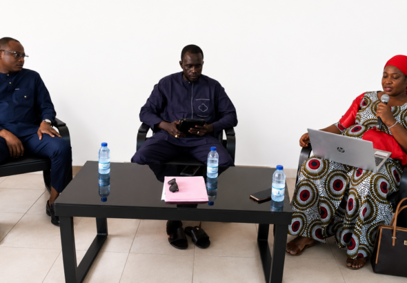 Pour animer ce débat d'actualité, deux figures majeures de l'écosystème tech et éducatif malien étaient à la tribune : le Professeur Jacqueline Konaté Sogoba, Directrice Générale du Centre d'Intelligence Artificielle et de Robotique du Mali (CIAR-Mali), et Yacouba Baby, Directeur Pays de Simplon Mali et consultant pédagogique. Tous deux ont livré une analyse sans concession, mais résolument tournée vers l'action.
