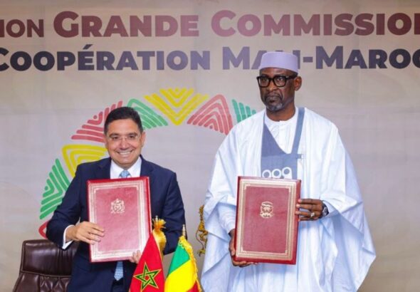 Le Gouvernement de la République du Mali considère qu'une véritable autonomie sous souveraineté marocaine est la solution la plus réaliste à ce différend