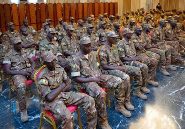 Prenant la parole au nom de ses compagnons, le Colonel Adama BAKAYOKO, Porte-parole des ex-détenus, a d'abord adressé ses remerciements et sa reconnaissance au Président de la Transition ainsi qu'à l'ensemble de ses collaborateurs pour les efforts consentis en vue de leur libération. Il a salué également le Chef d'Etat-Major Général des Armées et le Ministre délégué pour leurs conseils avisés et les dotations complètes mises à leur disposition, dès leur retour.