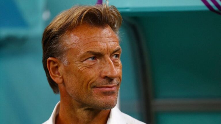 La Fédération Ivoirienne de Football (FIF) a annoncé, dans un communiqué signé par son président, Yacine Idriss Diallo, la nomination de Monsieur Hervé Jean-Marie Roger Renard en qualité de sélectionneur-entraîneur de l'équipe nationale A de Côte d'Ivoire.