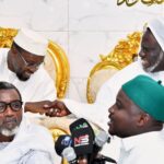 Devant les Khalifes, beaucoup sont séduits par sa sincérité, sa maîtrise des sujets et surtout par ce qu’ils perçoivent comme son amour pour le Sénégal et pour l’Afrique. Qu’on adhère ou non à sa politique, difficile de nier qu’il sait tenir une salle et construire un discours adapté à son auditoire.