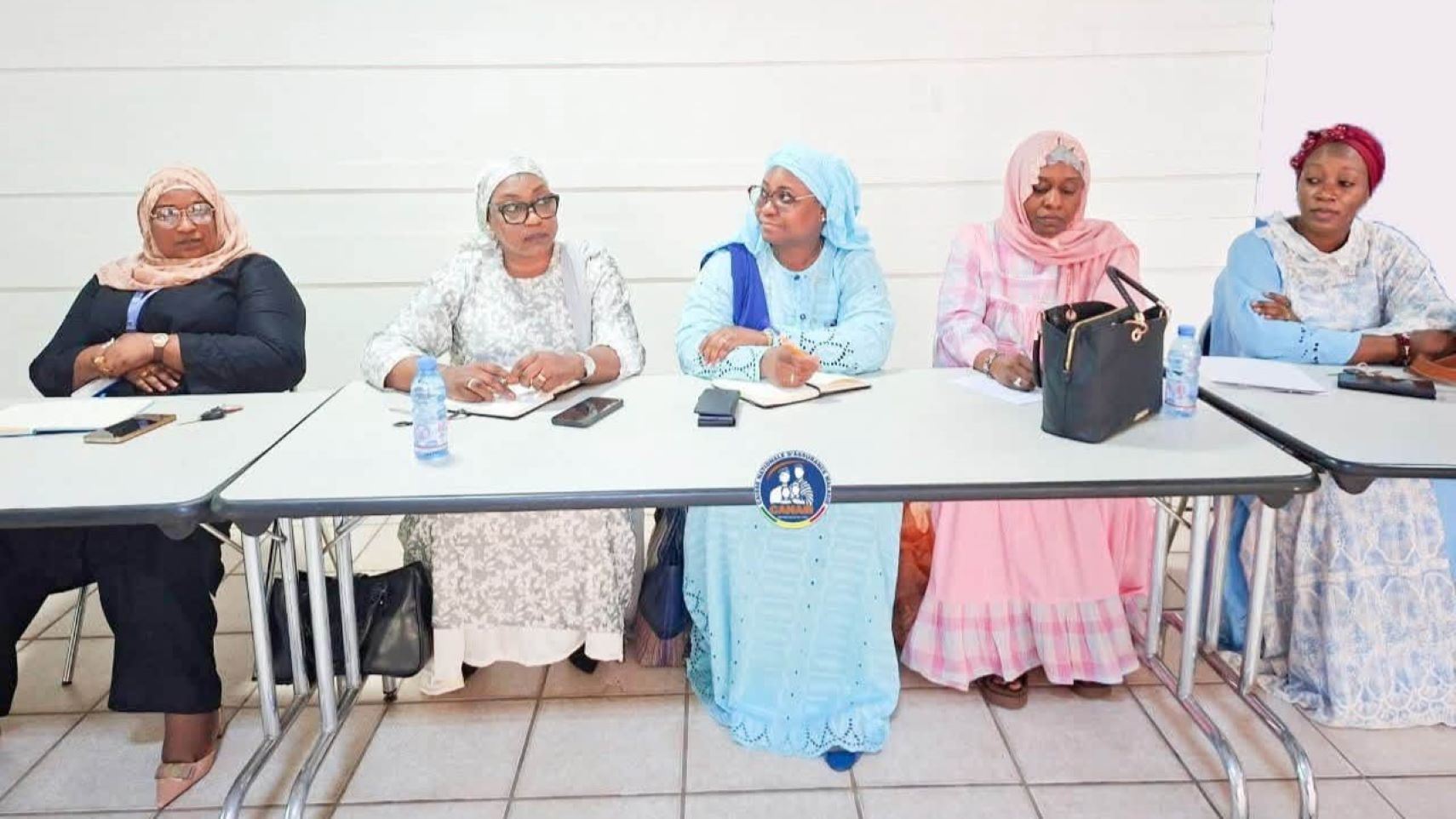 La formation a également bénéficié de la présence du Directeur général de la CANAM, le Médecin Général de Brigade Boubacar Dembélé, venu échanger avec les formateurs et les stagiaires. Une démarche qui traduit l'intérêt particulier qu'il accorde au développement continu des compétences du personnel.