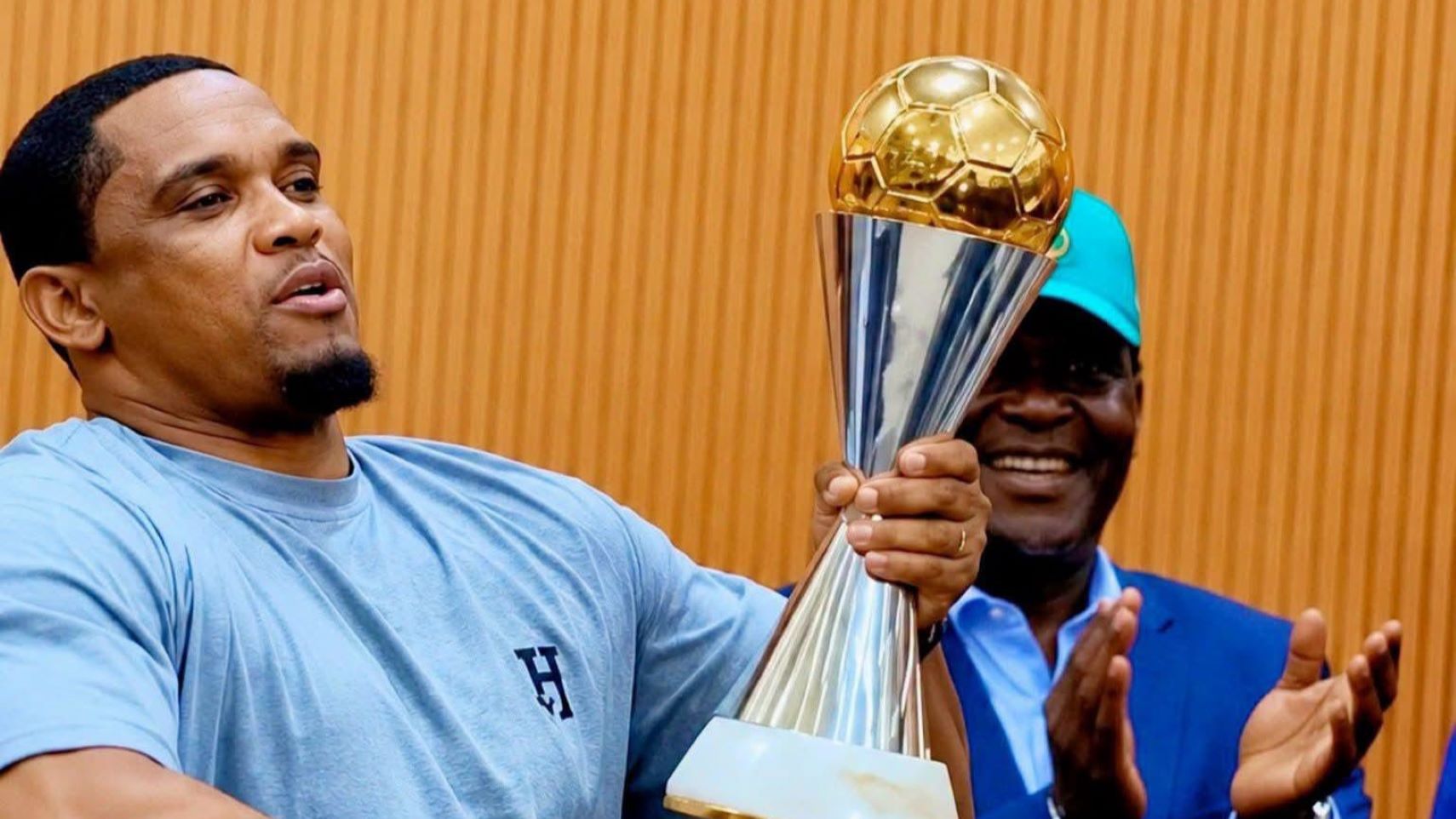 Et tant que Dieu me donnera la force de me tenir debout, je me battrai pour ce Cameroun que j’aime. Pour cette jeunesse qui a le droit de rêver. Pour tous ceux qui doivent comprendre qu’il est encore possible de partir de presque rien, de travailler, de tomber, de se relever et de réussir.