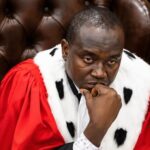 Où est passé Algassimou Diallo, ancien Avocat Général près la Cour Suprême de Guinée ? L’inquiétude est au plus haut ce samedi après la publication d’un communiqué au ton grave rédigé par son collectif d’avocats.